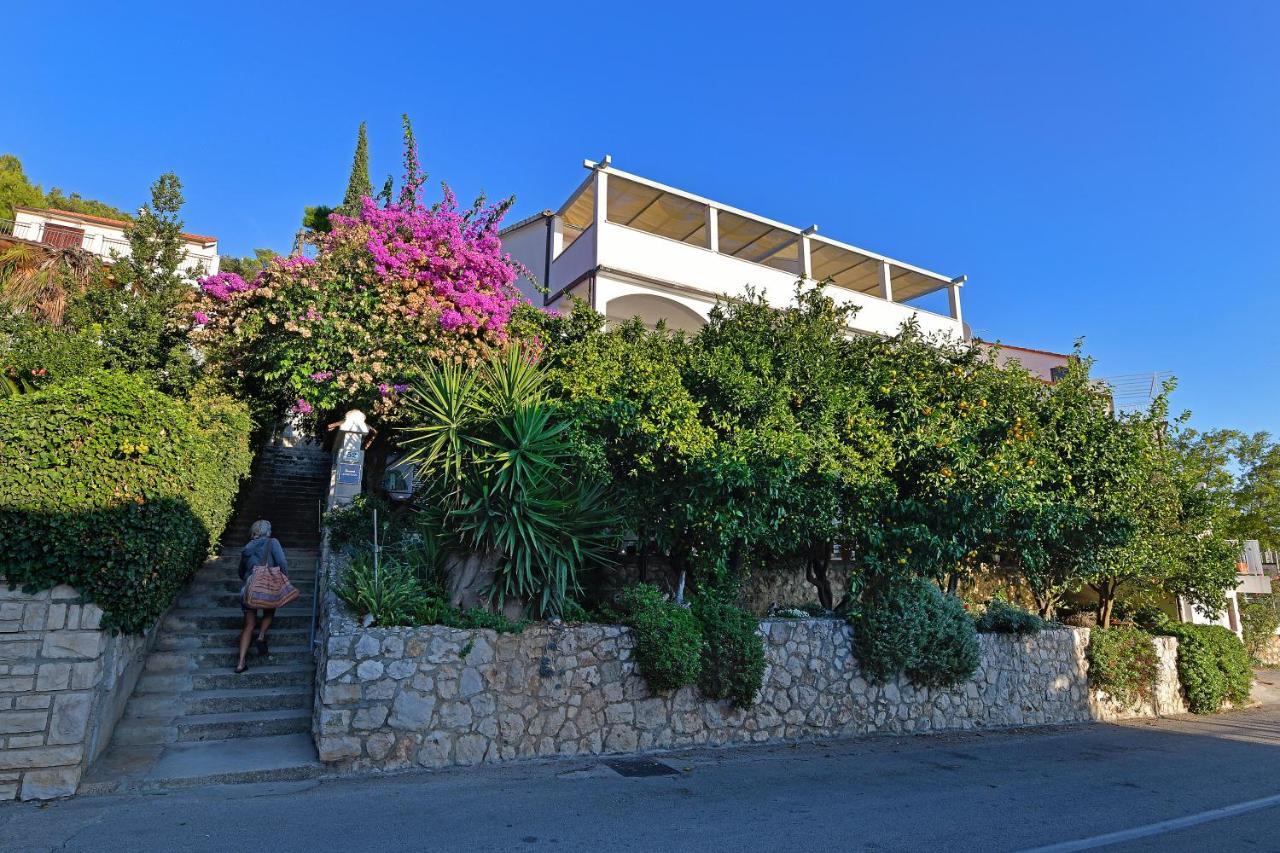 Apartments Biba Hvar Hvar Town Bagian luar foto